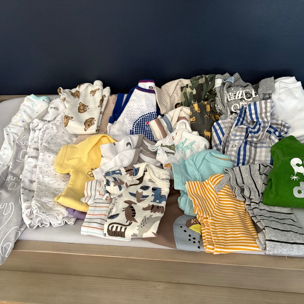 Newborn/0-3 month gender neutral/baby boy clothes